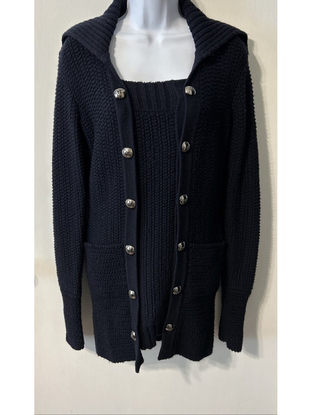 Citizens Of Humanity Navy Button Front Sweater size M - Merino Wool - Luxury